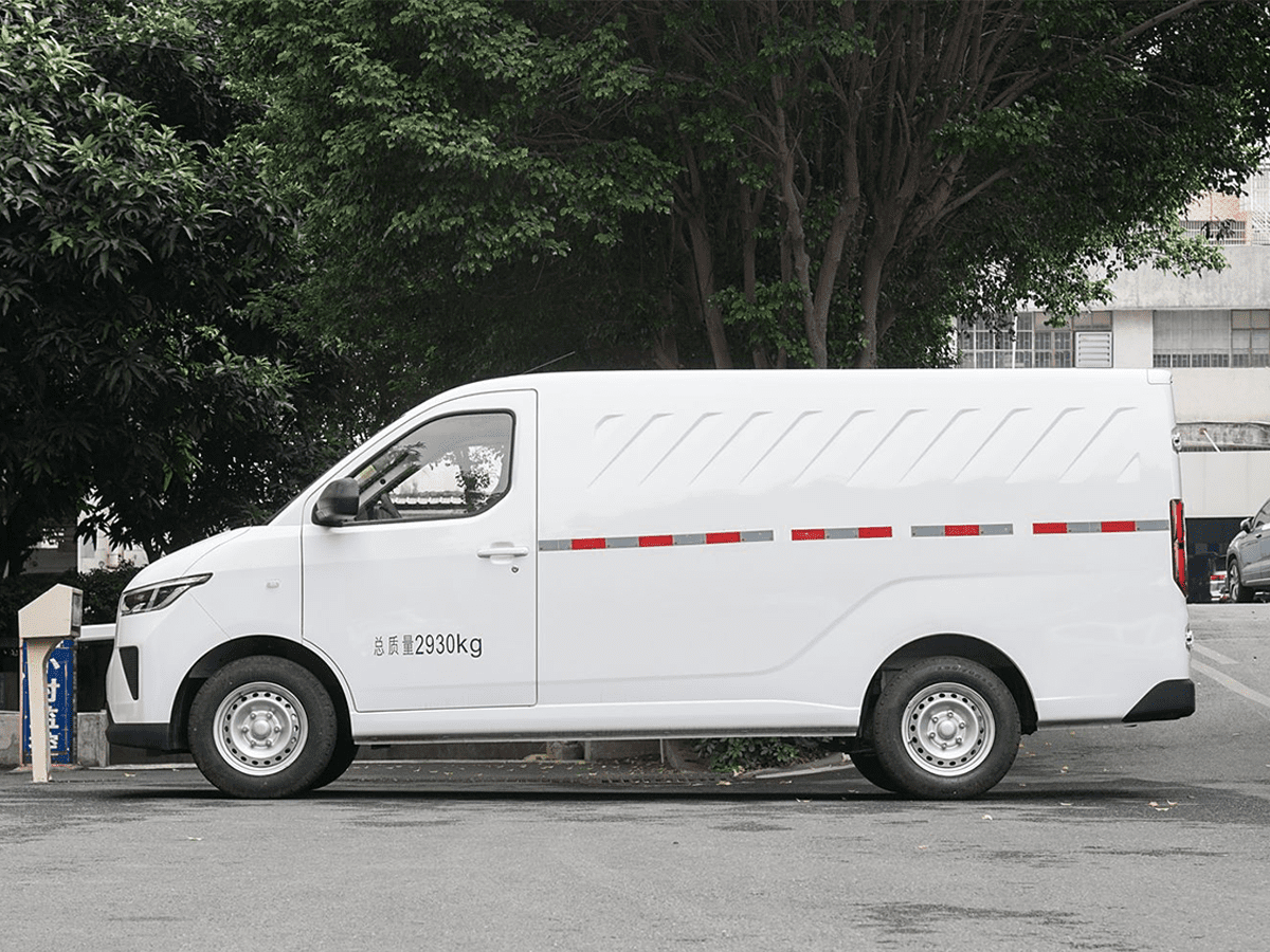 Wuling Yangguang Electric Cargo Van 2025 Model